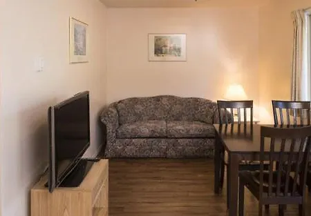Beachside Motel Penticton Exterior photo